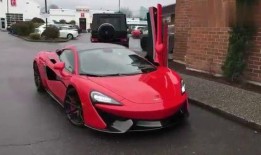 迈凯伦最新爆料视频,未来超跑性能与设计前瞻